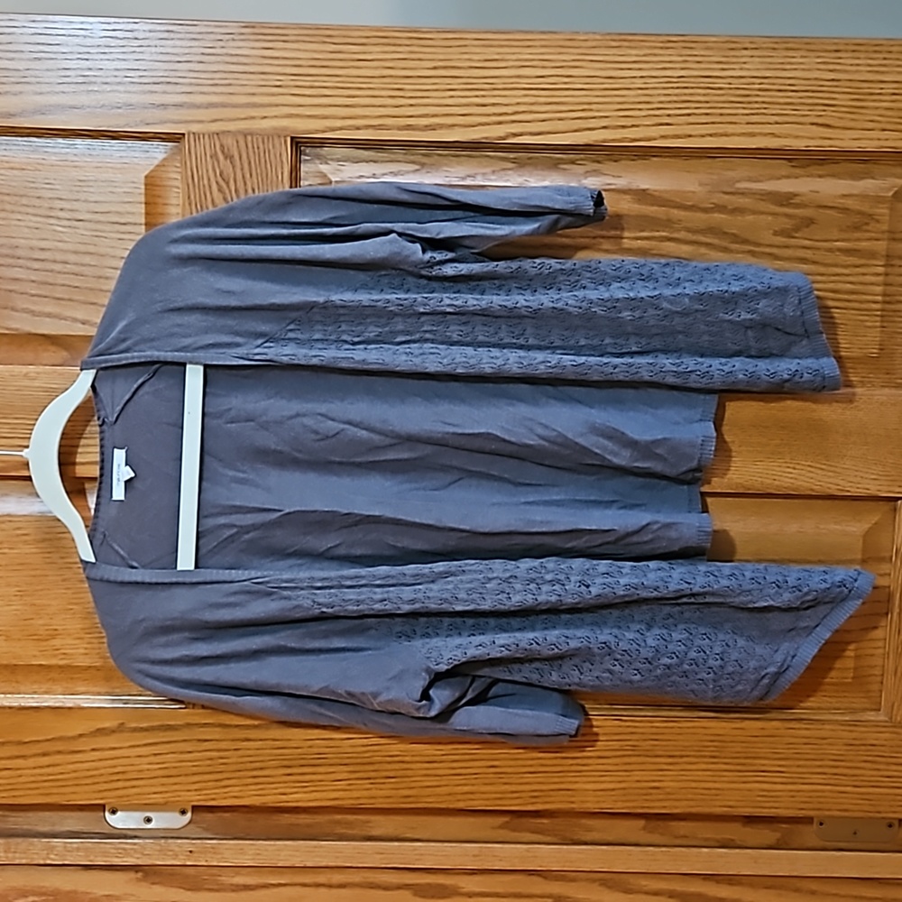 Gray open cardigan